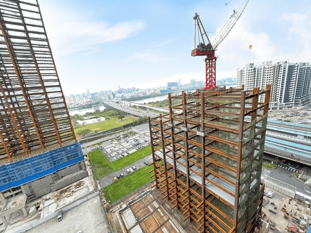 建設業